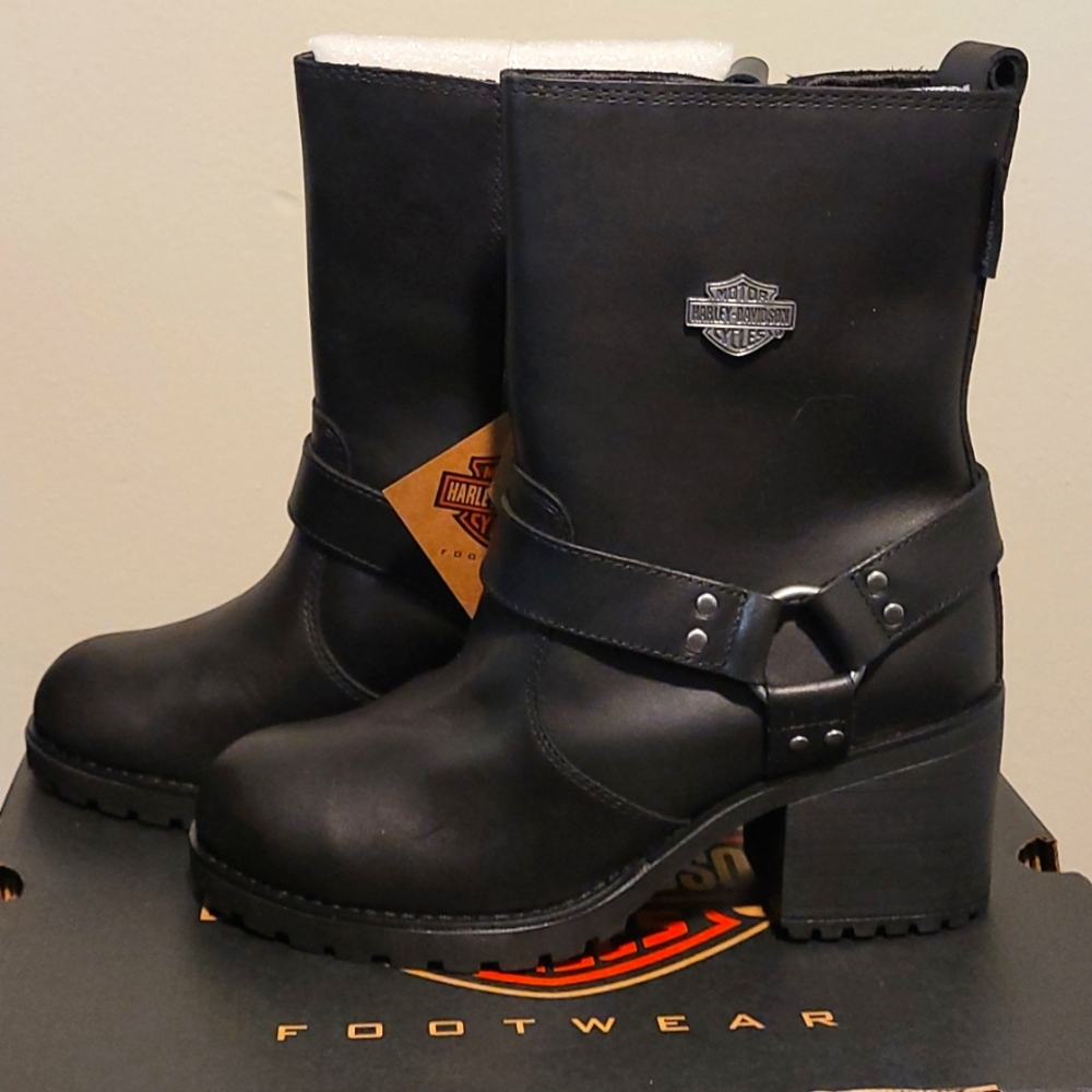 Women's Boots